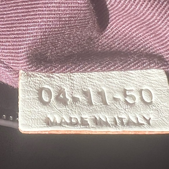 Gorgeous Chloe Paraty 2-way - Picture 10 of 10